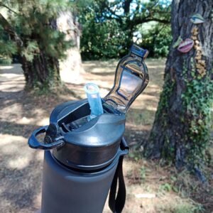 Gourde adaptée avec paille
